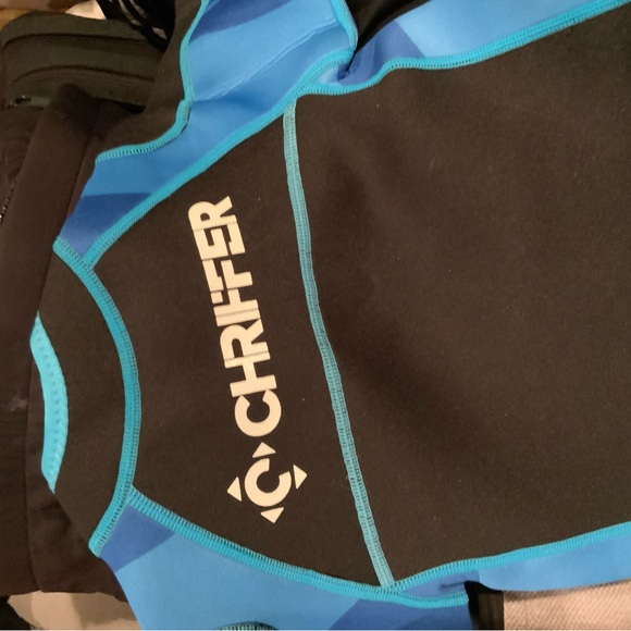 Kids Swim Wetsuit in Black and Blue - Picture 4 of 9